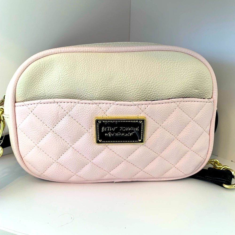 Betsy Johnson Crossbody wristlet clutch convertible bag